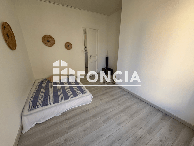 Appartement 2 pièces (25 m²) à louer - Toulon (83100)