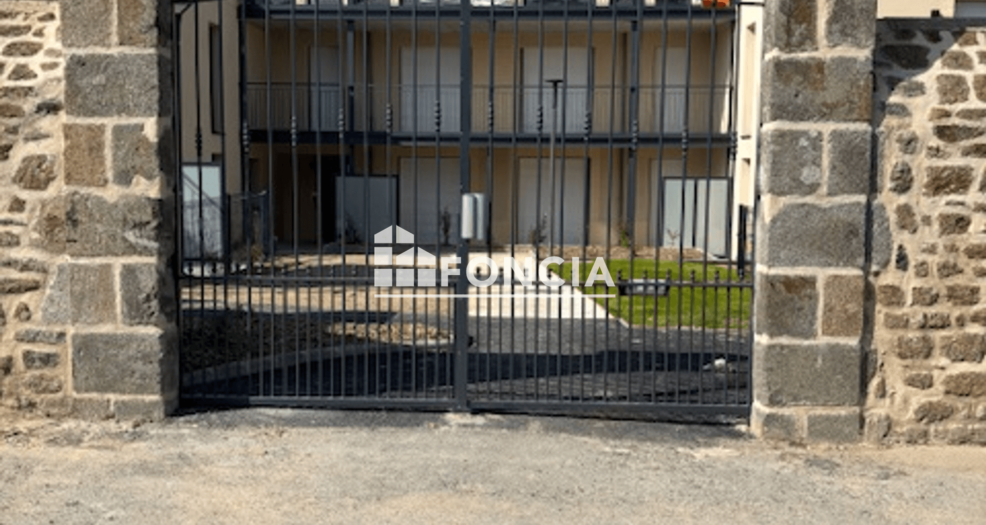Appartement 2 pièces (63 m²) à vendre - Saint-malo (35400)