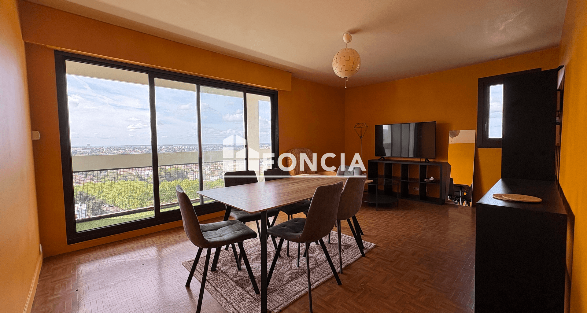 Appartement meublé 5 pièces (106.3 m²) à louer - Poitiers (86000)