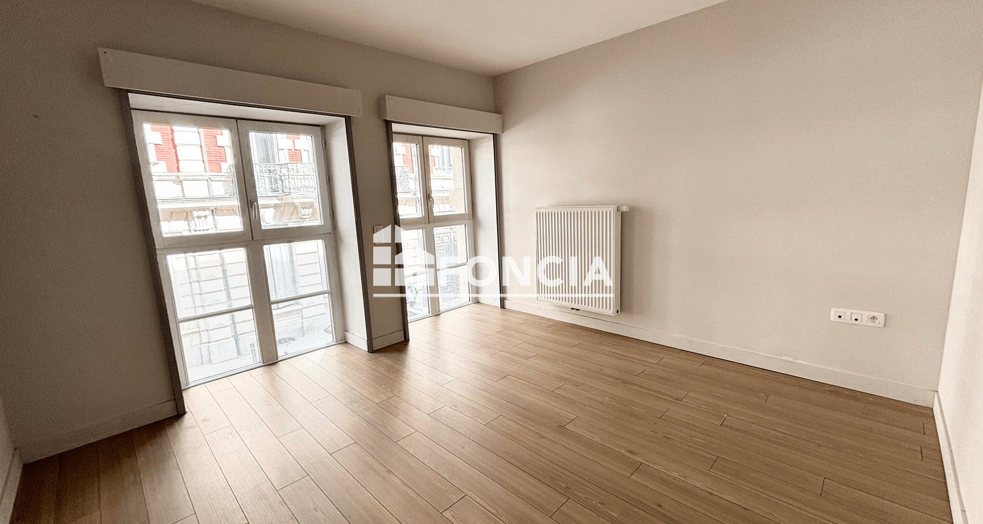 Appartement 3 pièces (83.6 m²) à louer - Saint-étienne (42000)