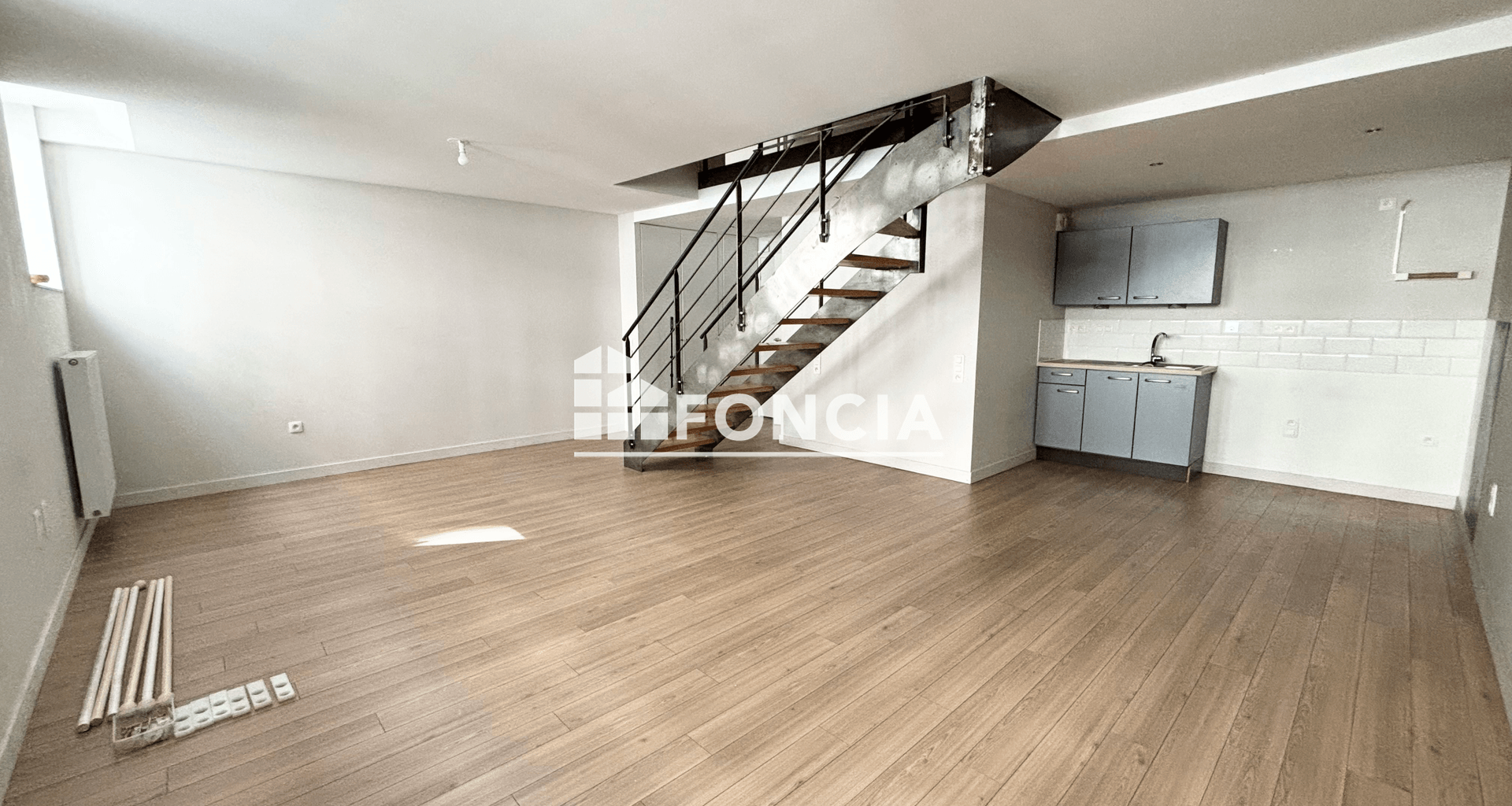 Appartement 3 pièces (83.6 m²) à louer - Saint-étienne (42000)