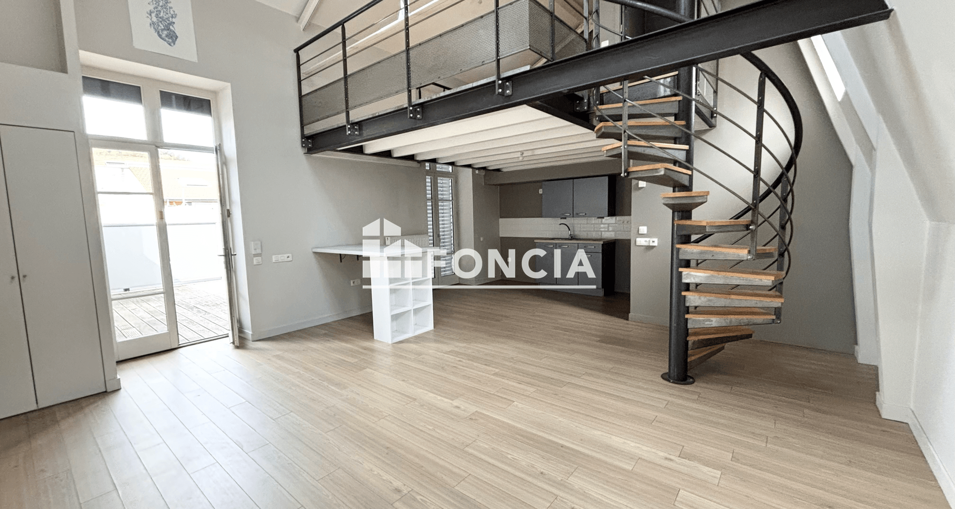 Appartement 2 pièces (47.4 m²) à louer - Saint-étienne (42000)