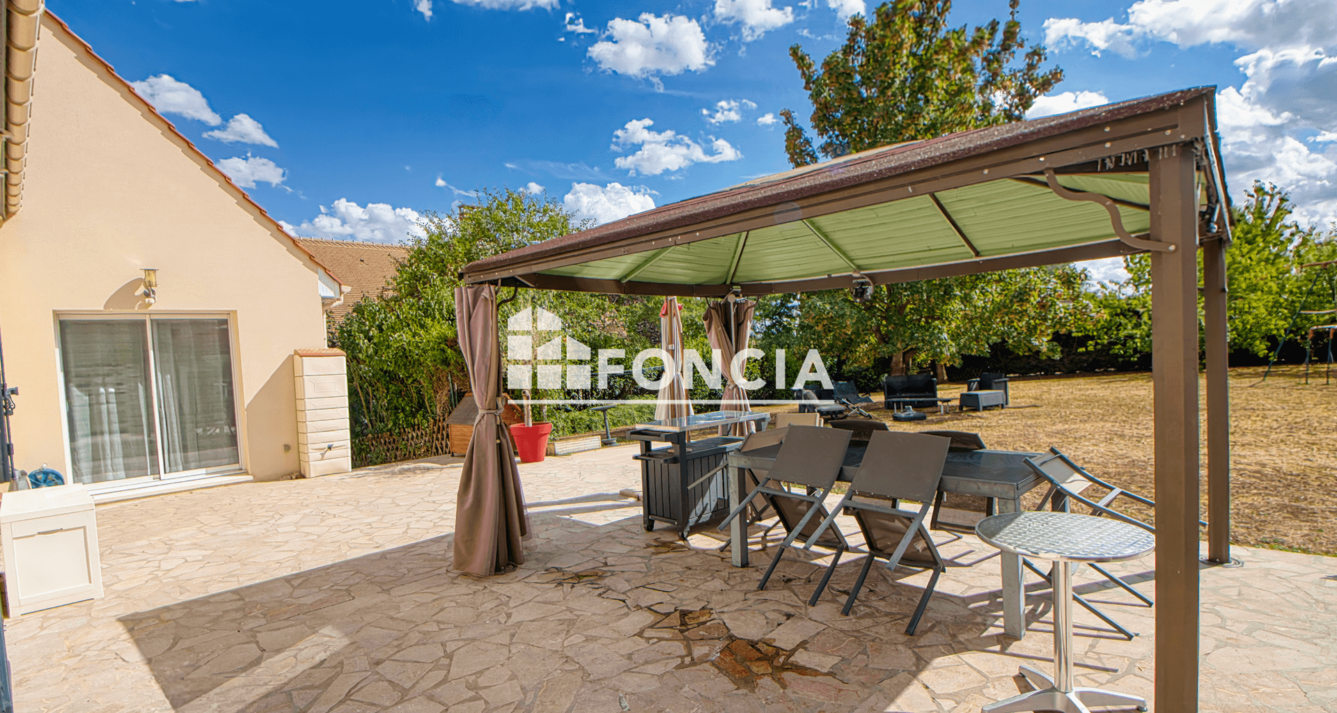 Maison 7 pièces (133 m²) à vendre - Fontenay-mauvoisin (78200)