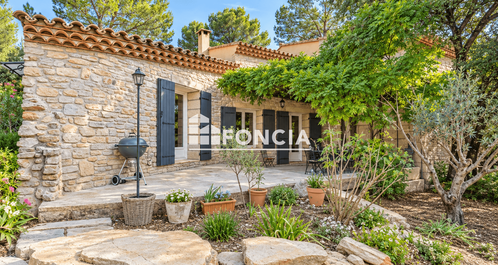 Maison 7 pièces (214.8 m²) à vendre - Nîmes (30900)