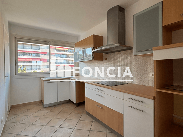 Appartement 5 pièces (110.66 m²) à louer - Aix En Provence (13100)