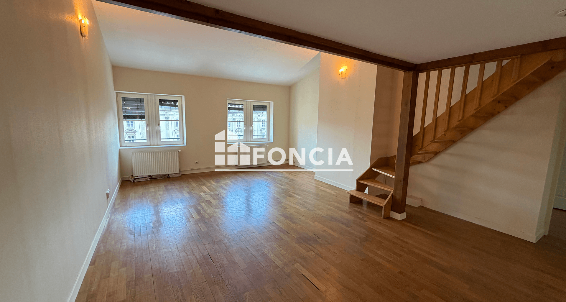 Appartement 3 pièces (114 m²) à louer - Lyon 1ᵉʳ (69001)