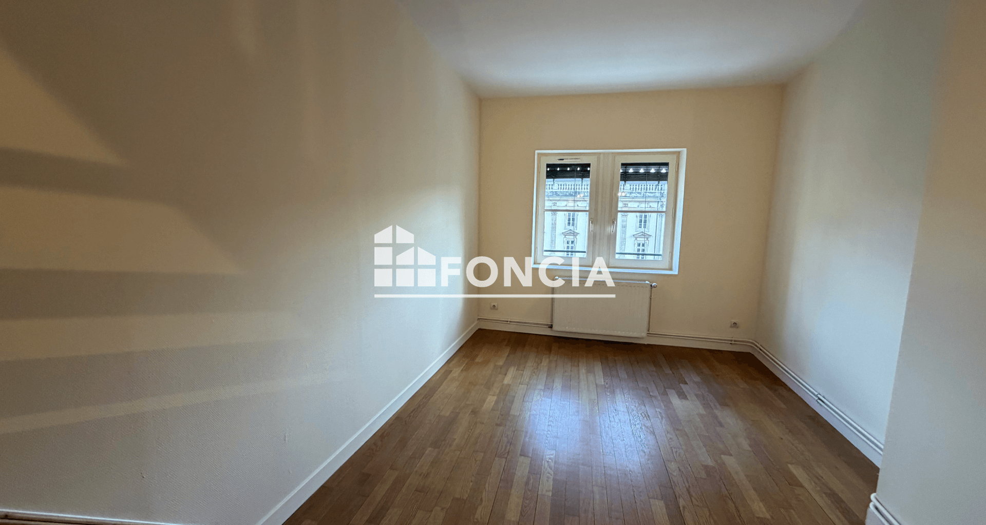 Appartement 3 pièces (114 m²) à louer - Lyon 1ᵉʳ (69001)