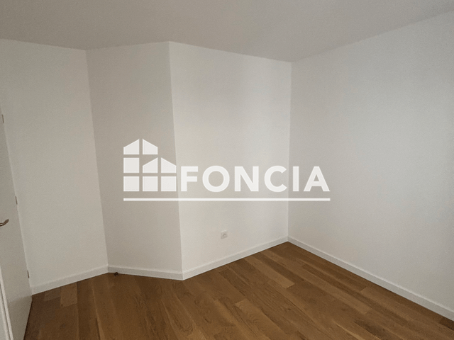 Appartement 4 pièces (89.5 m²) à louer - Clichy (92110)