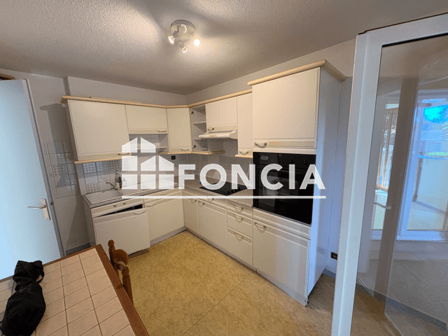 Appartement 3 pièces (81.15 m²) à louer - Mont De Marsan (40000)
