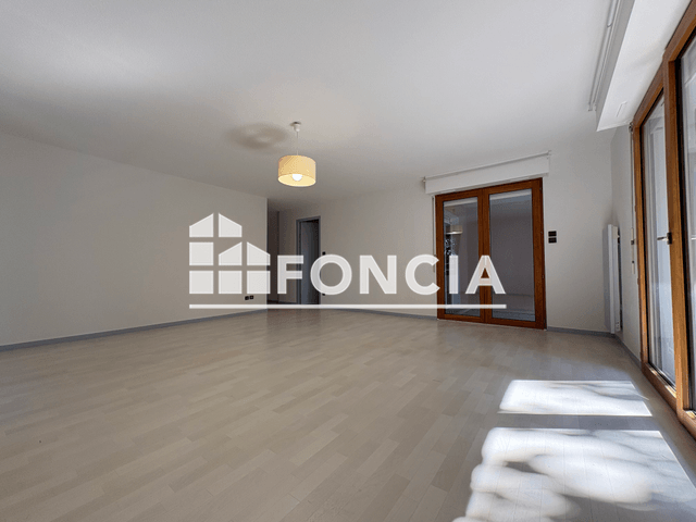 Appartement 3 pièces (81.15 m²) à louer - Mont De Marsan (40000)