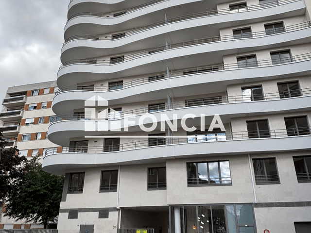 Appartement 3 pièces (78.8 m²) à louer - Clichy (92110)