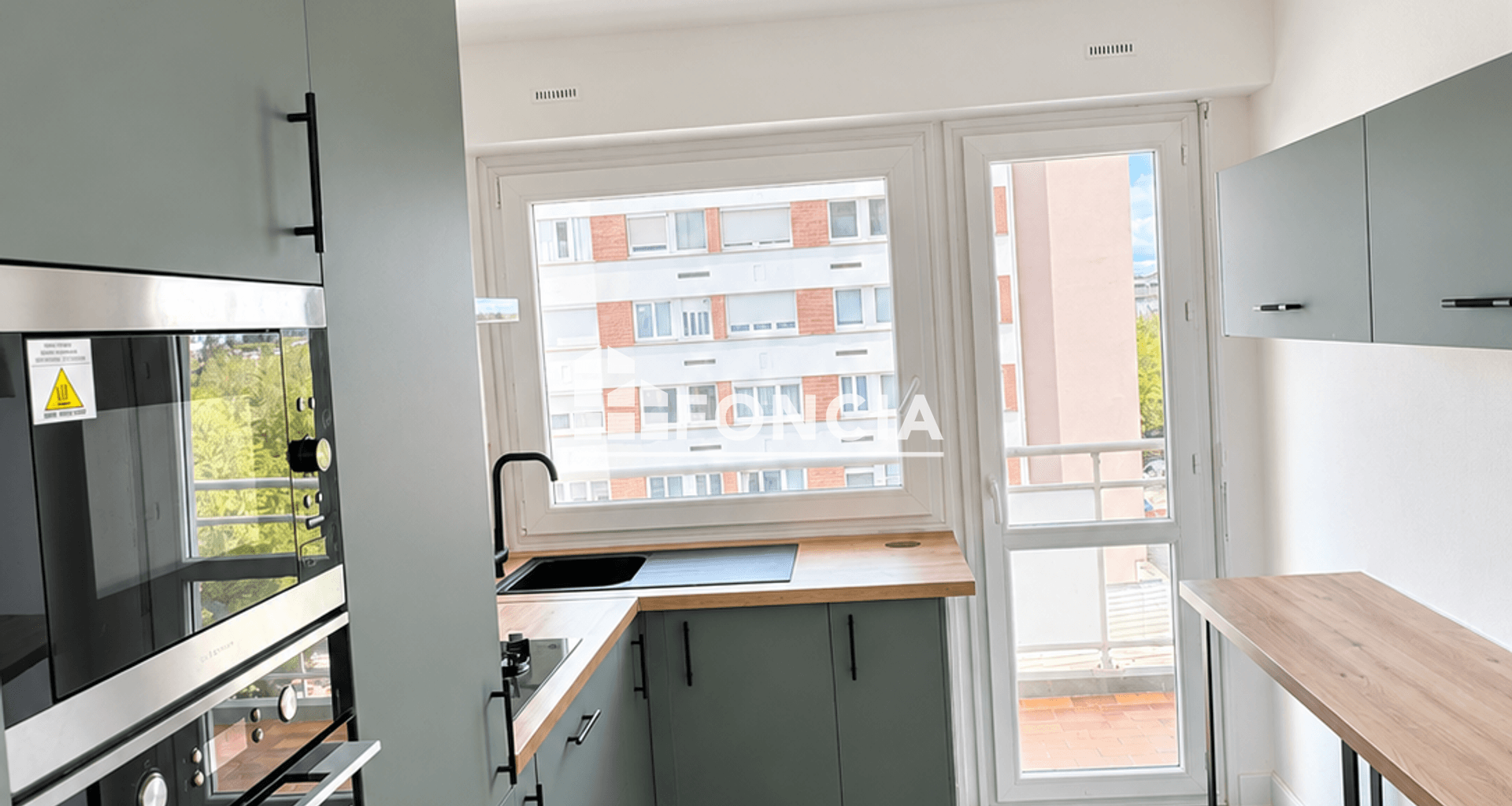 Appartement 5 pièces (96.4 m²) à louer - Lorient (56100)