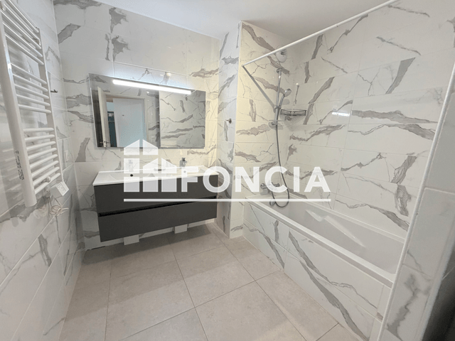 Appartement 3 pièces (69 m²) à louer - Nice (06200)