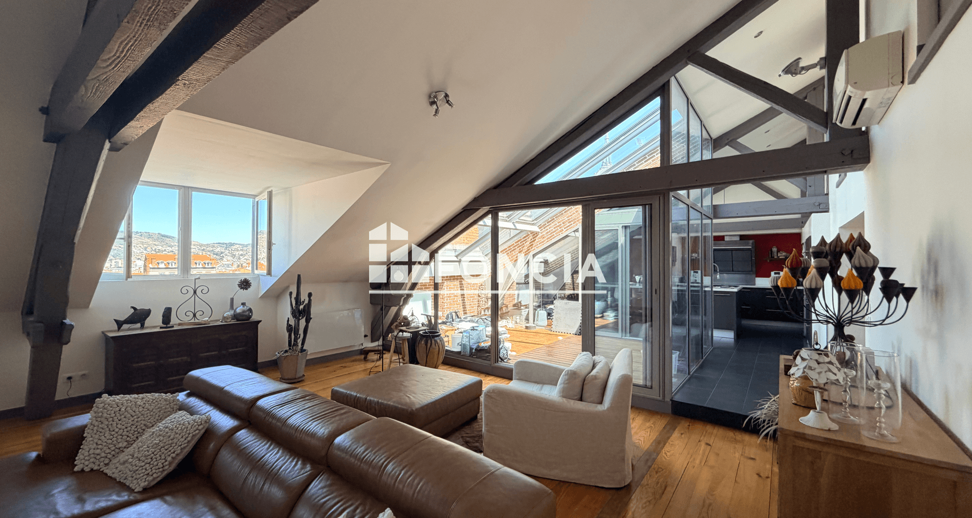 Appartement 5 pièces (234.79 m²) à louer - Clermont-ferrand (63000)