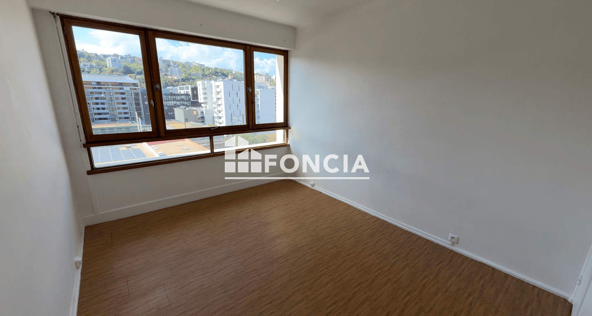Appartement 4 pièces (75.4 m²) à louer - Lyon 2ᵉ (69002)