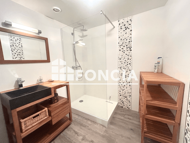 Appartement meublé 2 pièces (48.57 m²) à louer - La Rochelle (17000)