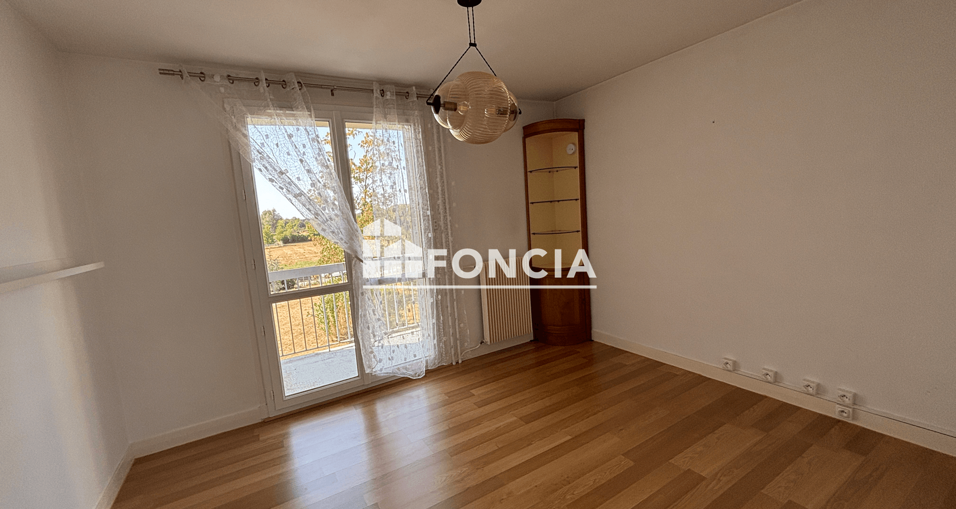 Appartement 3 pièces (83.99 m²) à louer - Chartres (28000)
