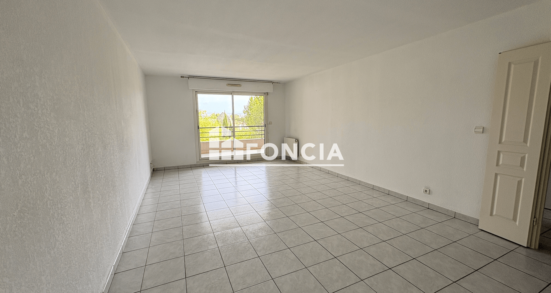 Appartement 3 pièces (82.25 m²) à louer - Nîmes (30000)