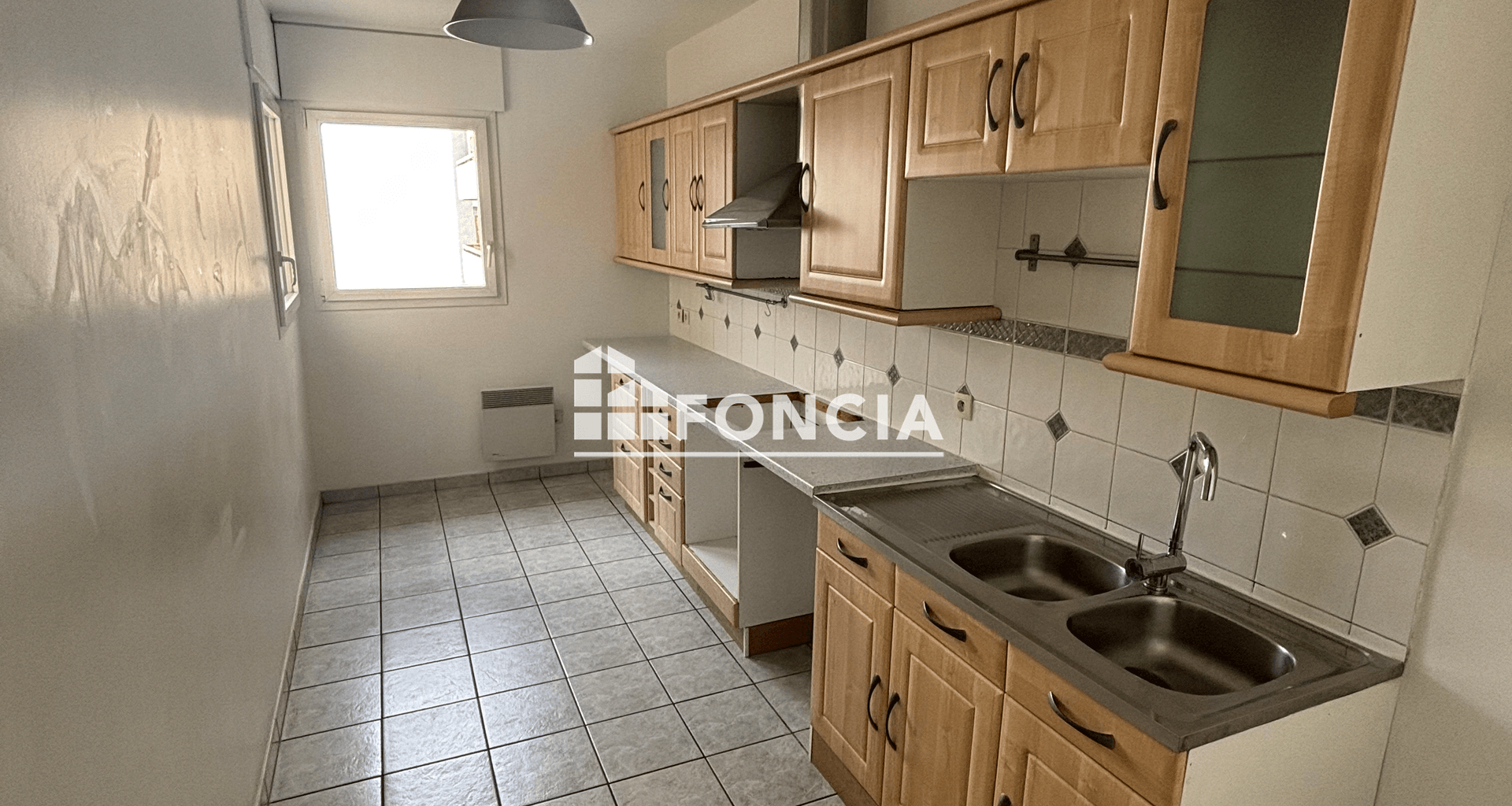 Appartement 3 pièces (74.8 m²) à louer - Levallois-perret (92300)