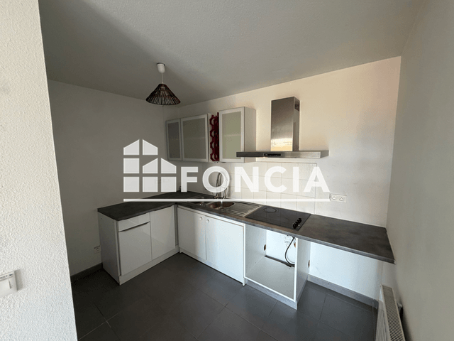 Appartement 3 pièces (65.66 m²) à louer - Bordeaux (33300)