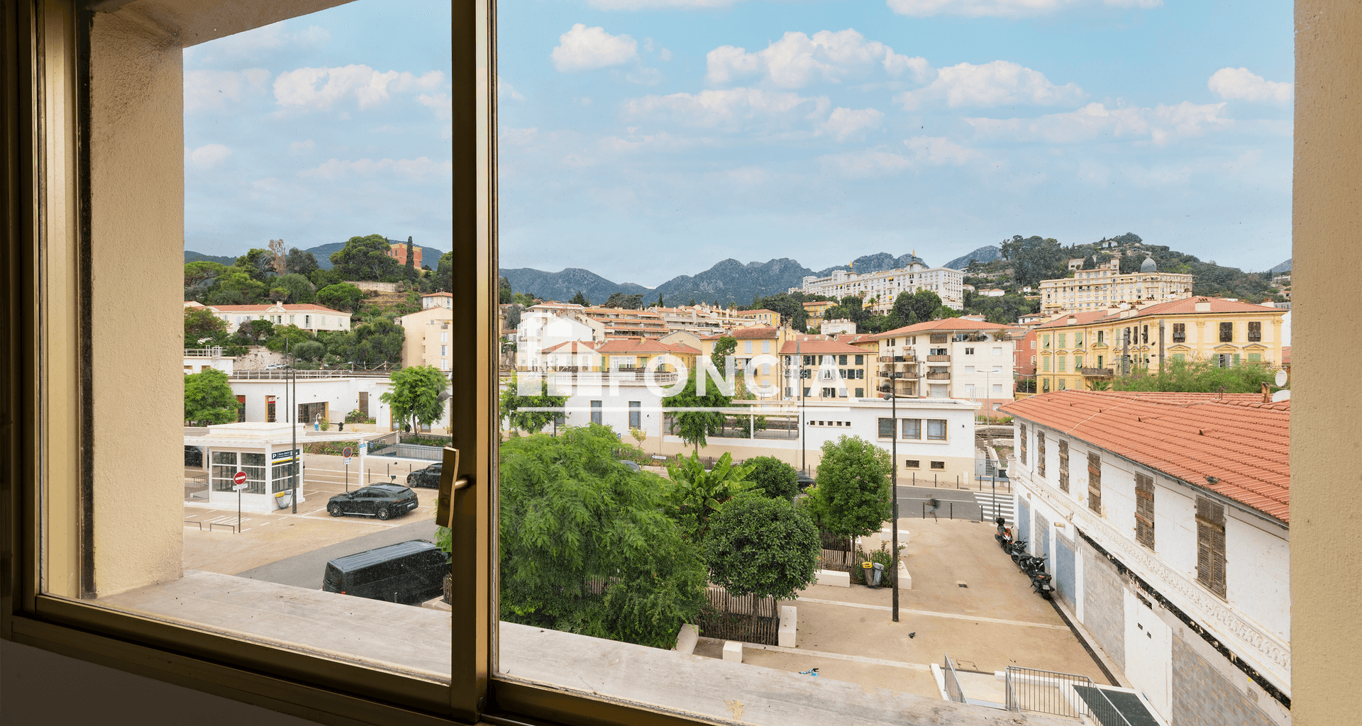 Appartement 2 pièces (62 m²) à vendre - Menton (06500)