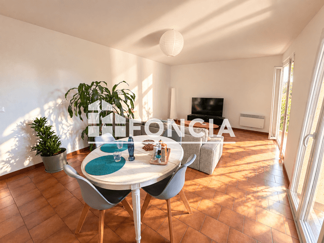 Appartement 4 pièces (83.08 m²) à louer - Six Fours Les Plages (83140)