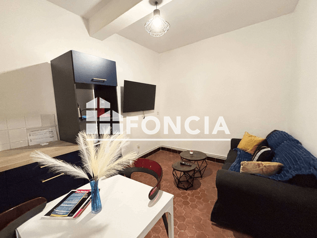 Appartement 2 pièces (30.6 m²) à louer - Arles (13200)