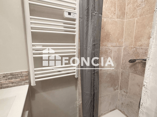 Appartement 2 pièces (30.6 m²) à louer - Arles (13200)