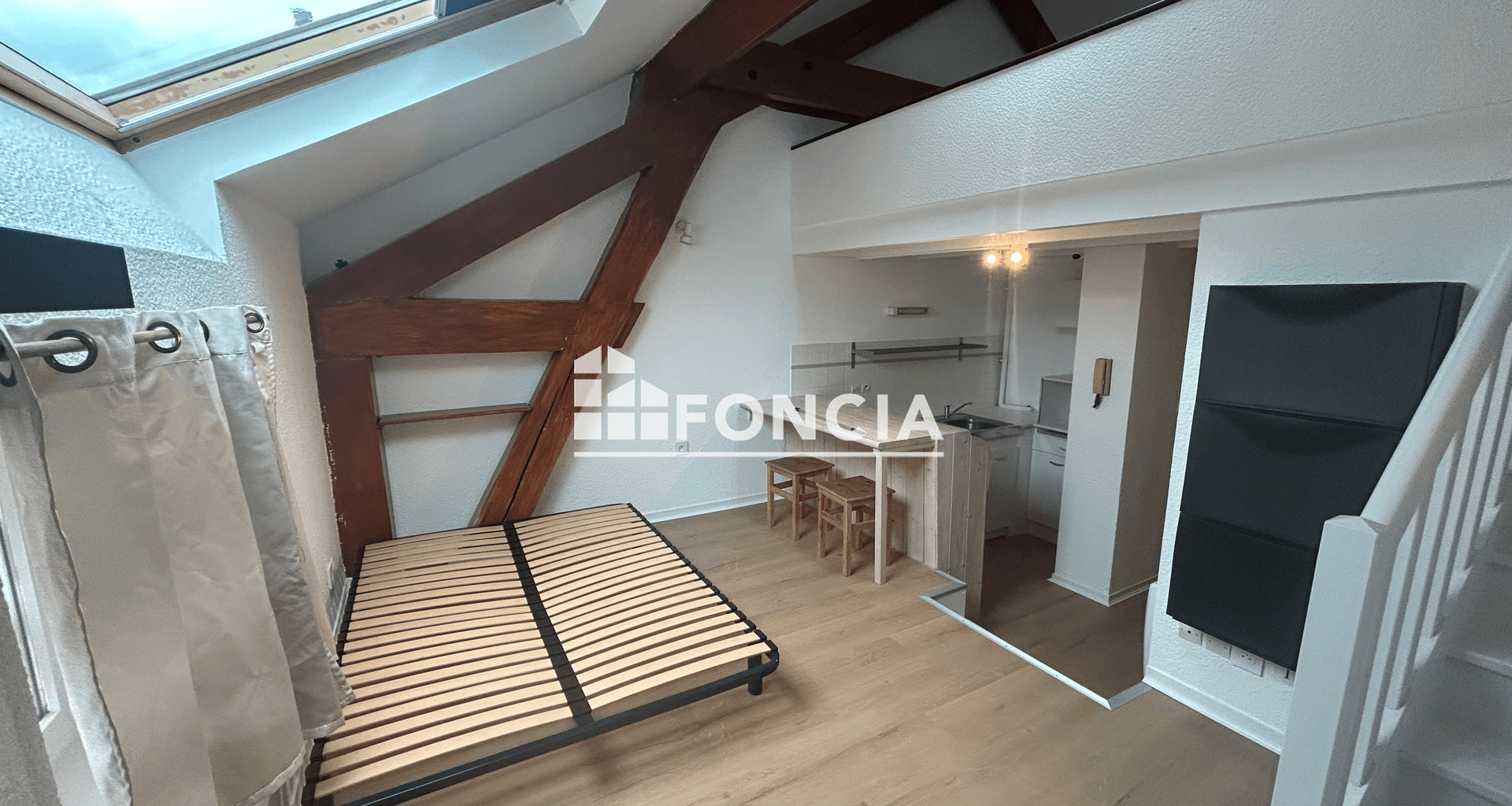 Studio (27.66 m²) à louer - Grenoble (38000)