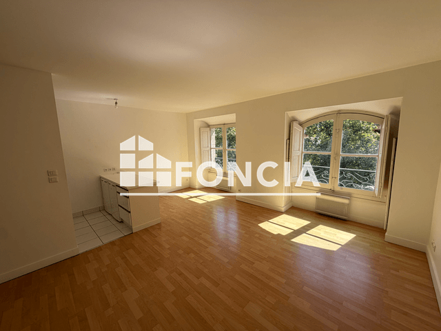 Appartement 2 pièces (52.8 m²) à louer - Bordeaux (33000)