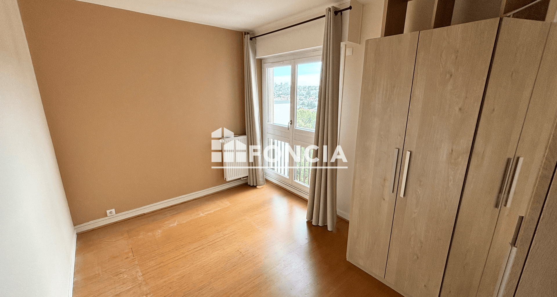 Appartement 4 pièces (81.13 m²) à louer - L'haÿ-les-roses (94240)