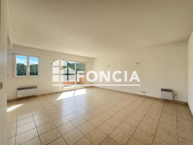 Appartement 3 pièces (81.89 m²) à louer - Mougins-le-haut (06250)