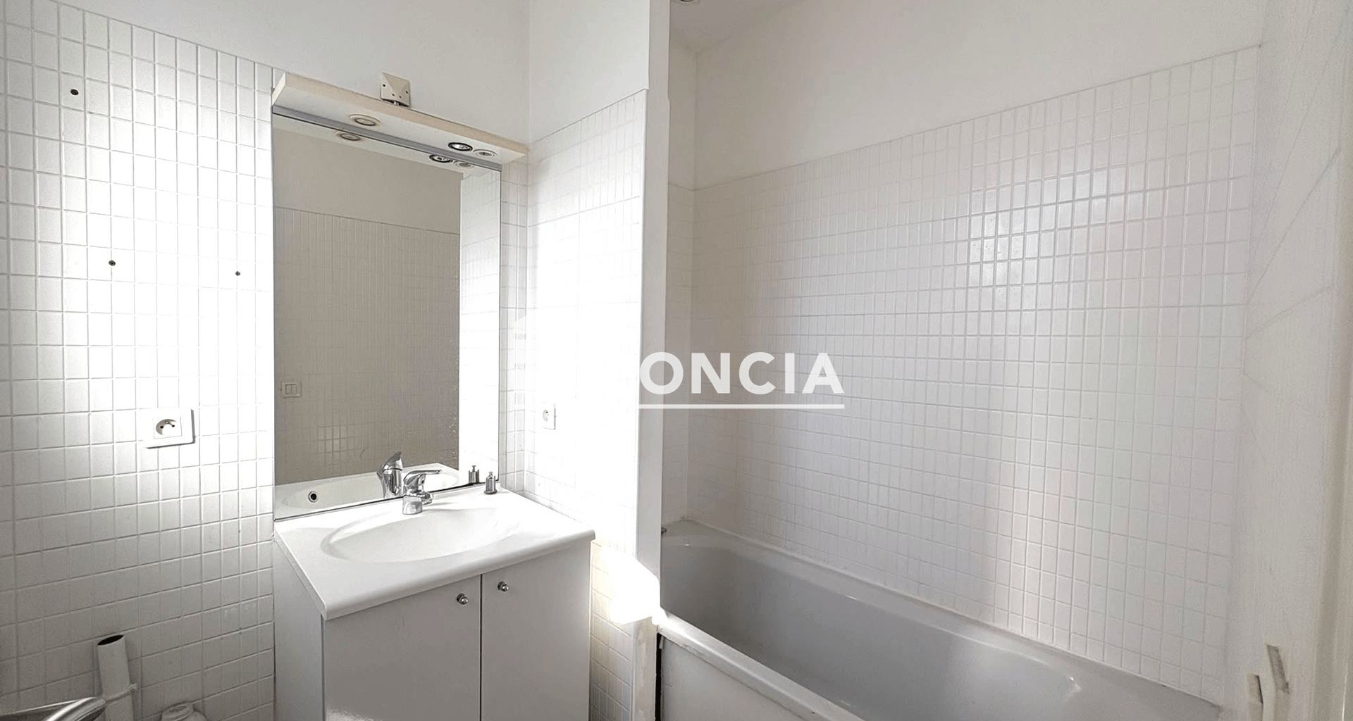 Appartement 2 pièces (54 m²) à vendre - Clichy-sous-bois (93390)