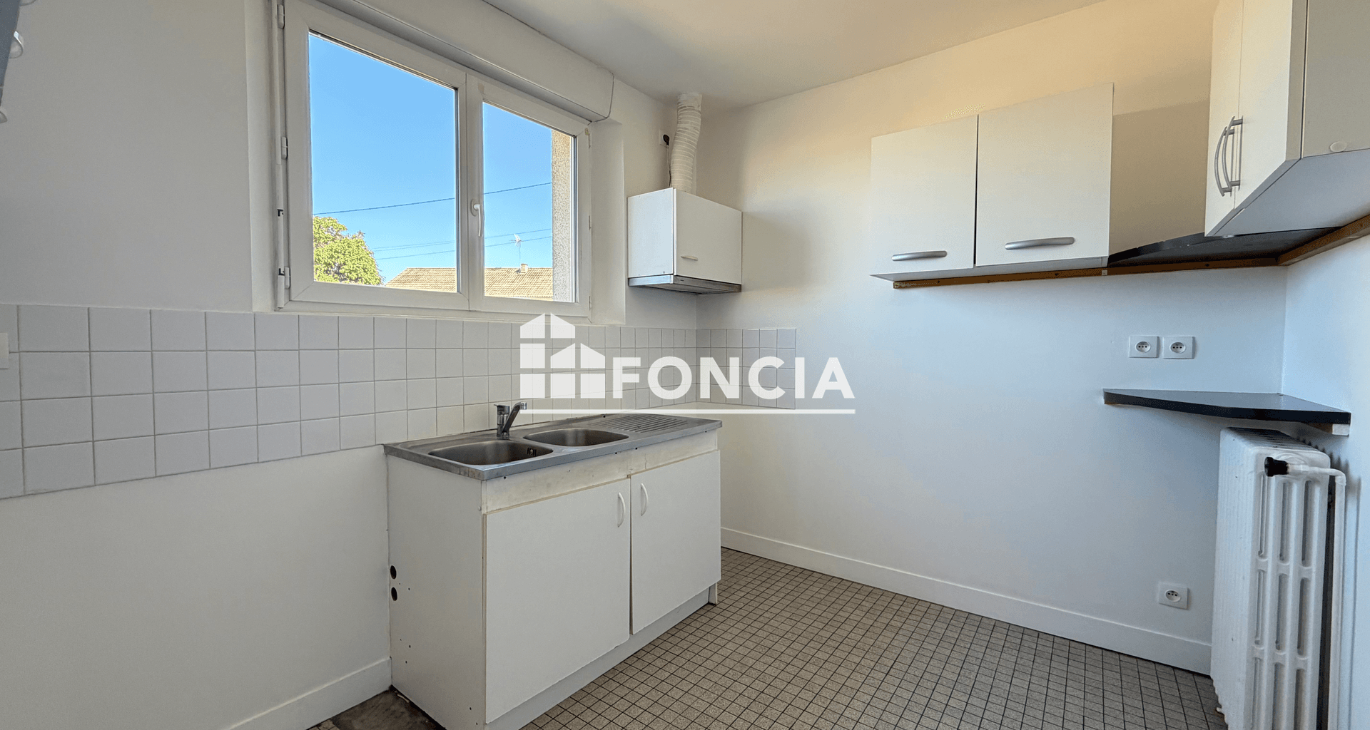 Maison 4 pièces (72.75 m²) à louer - Sours (28630)