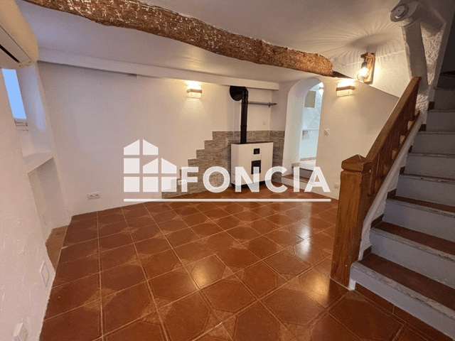 Maison 3 pièces (54.9 m²) à louer - Sollies-toucas (83210)