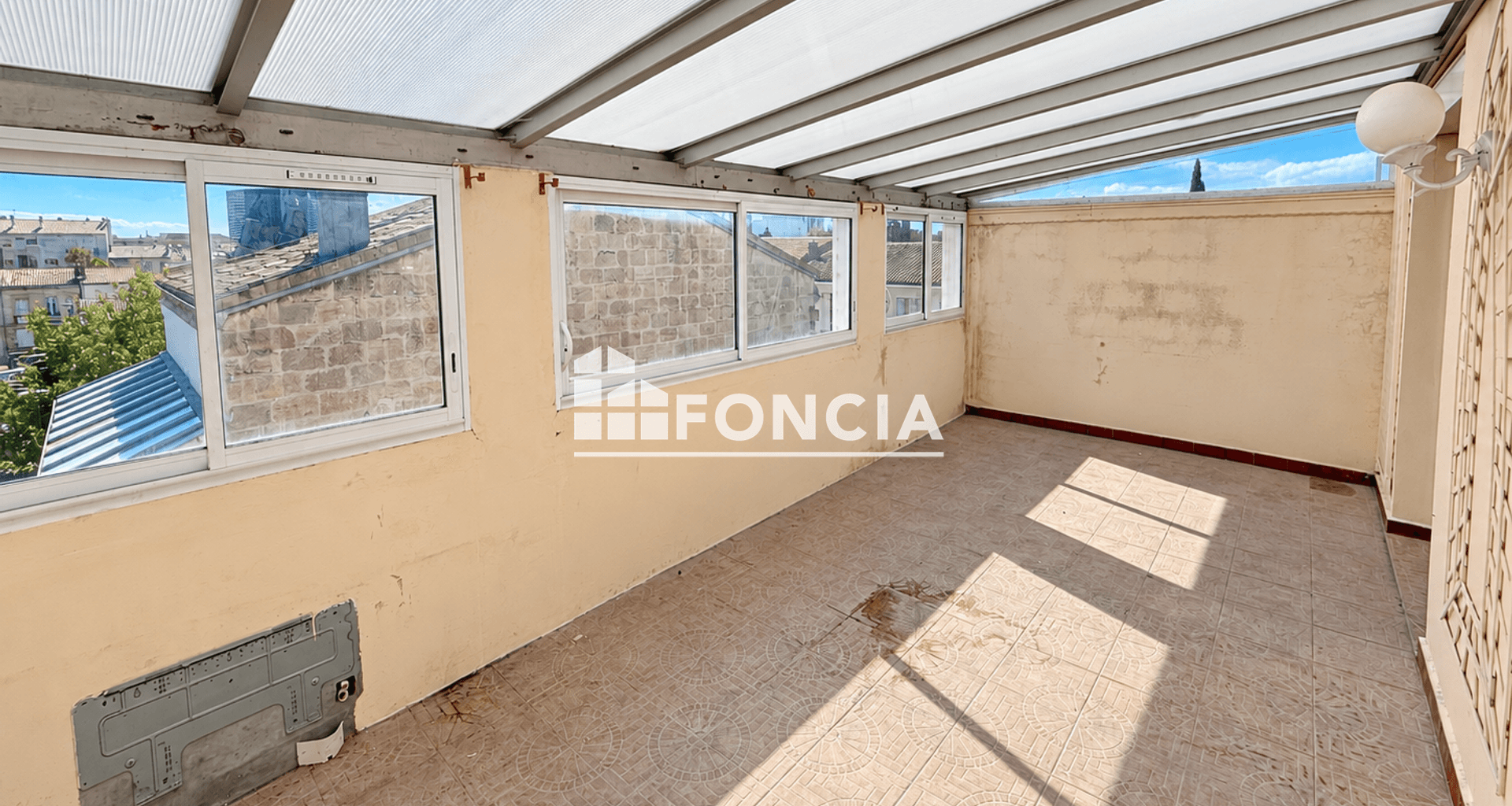 Appartement 2 pièces (68 m²) à vendre - Bordeaux (33000)