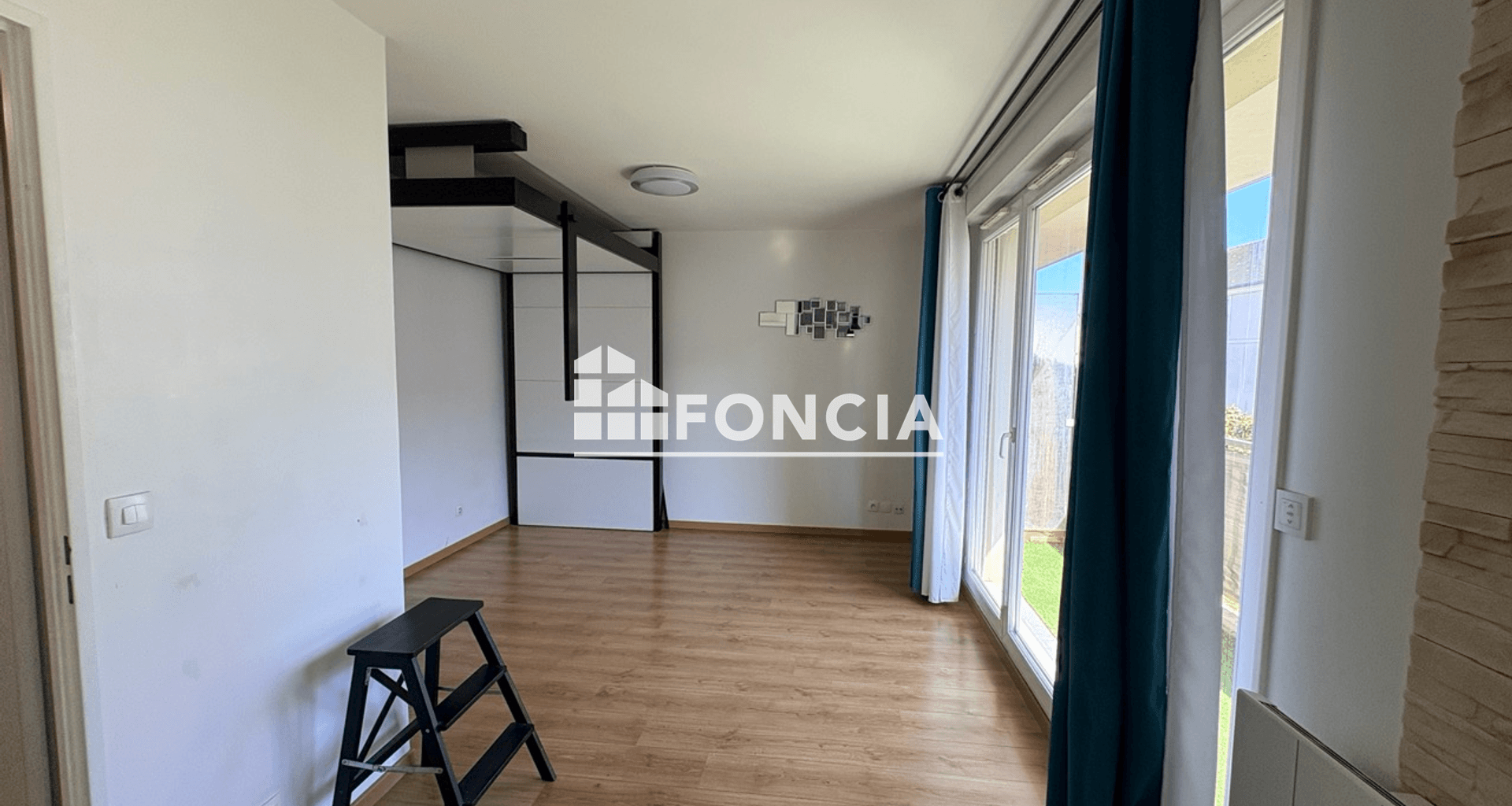 Studio (29.68 m²) à louer - Bussy-saint-georges (77600)
