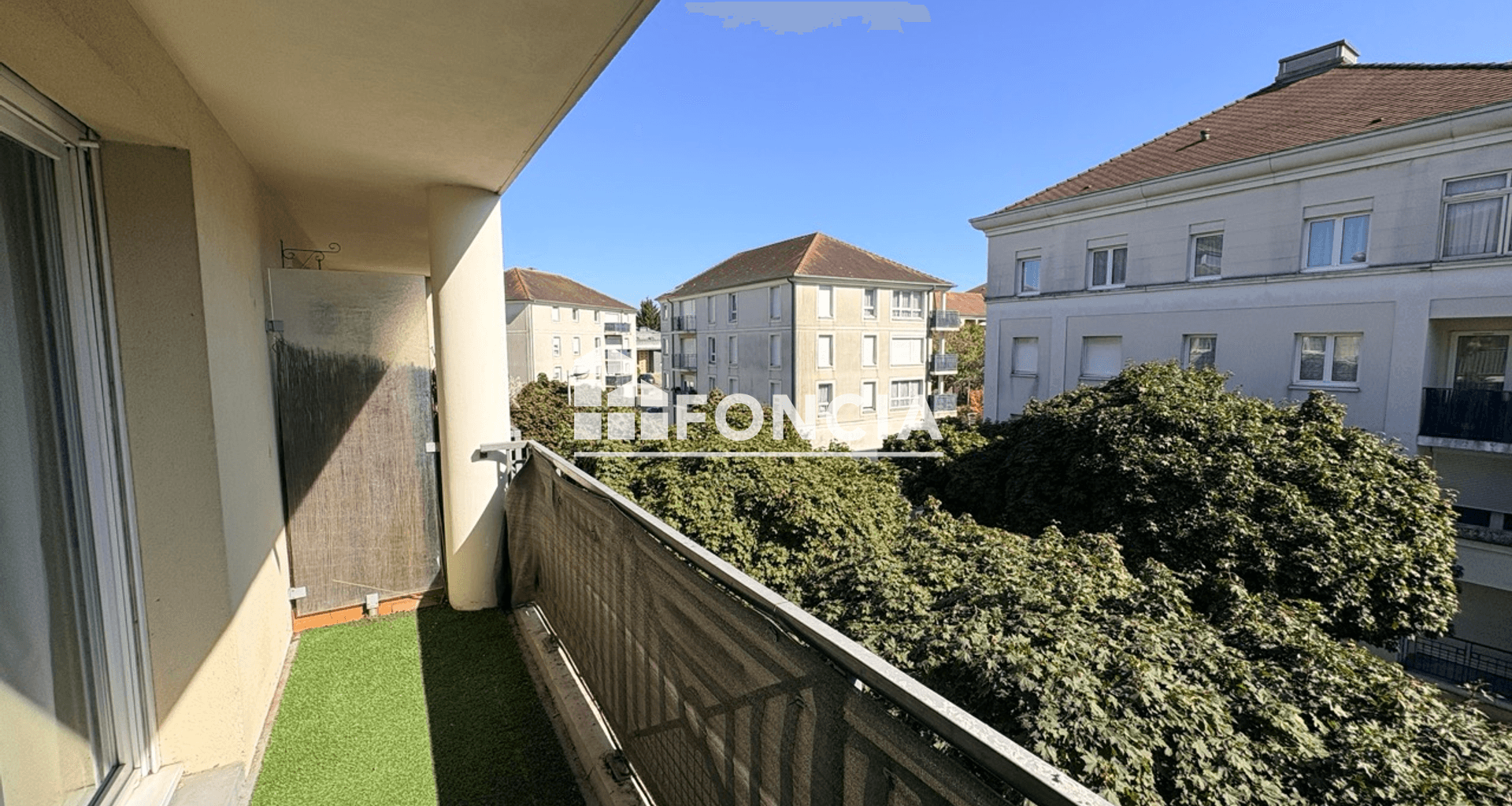 Studio (29.68 m²) à louer - Bussy-saint-georges (77600)