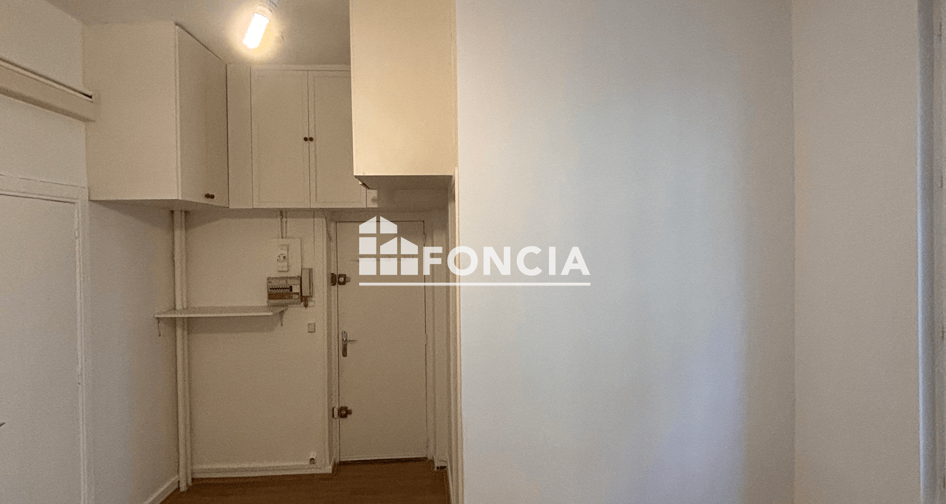 Studio (23 m²) à louer - Courbevoie (92400)