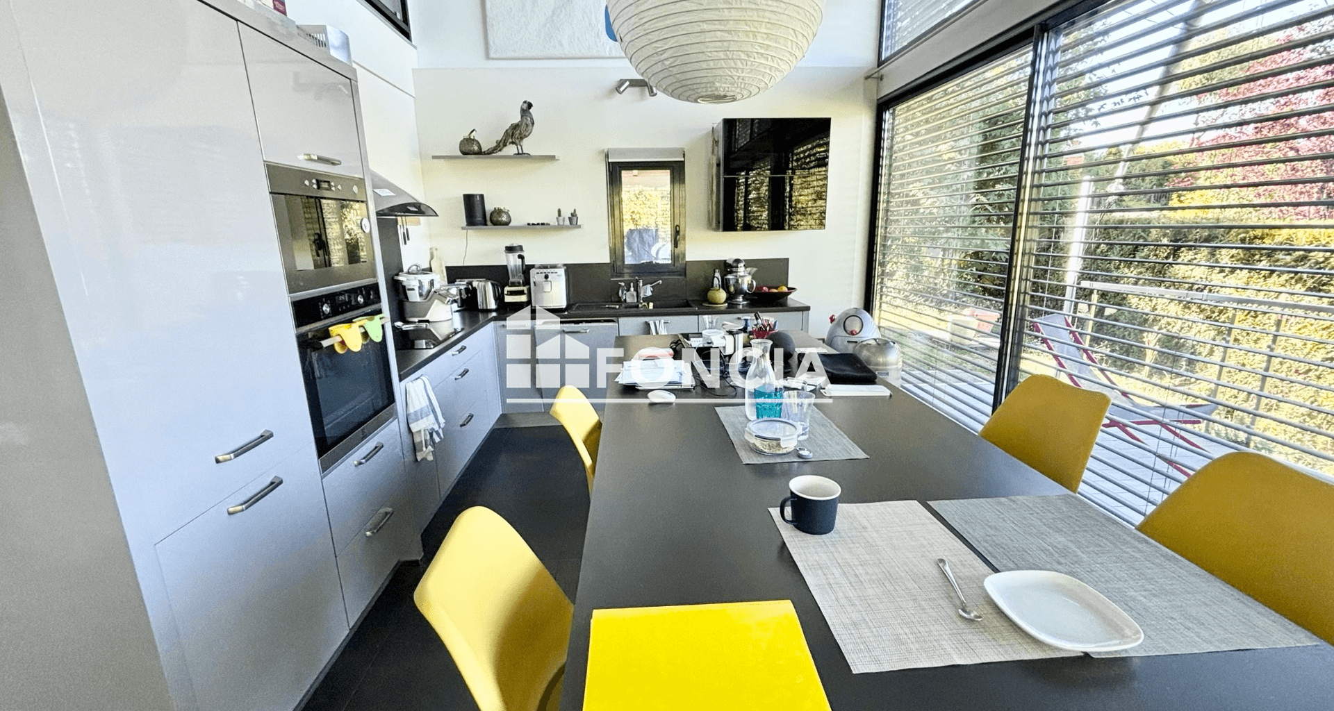 Appartement meublé 4 pièces (146.33 m²) à louer - Saint-julien-en-genevois (74160)