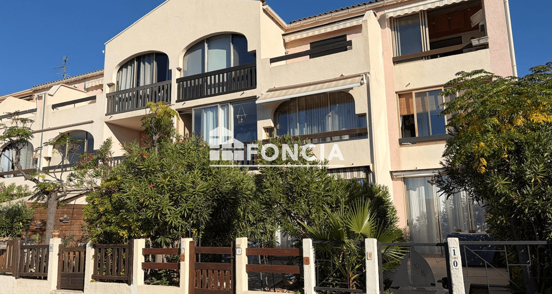 Studio (24 m²) à vendre - La Londe-les-maures (83250)