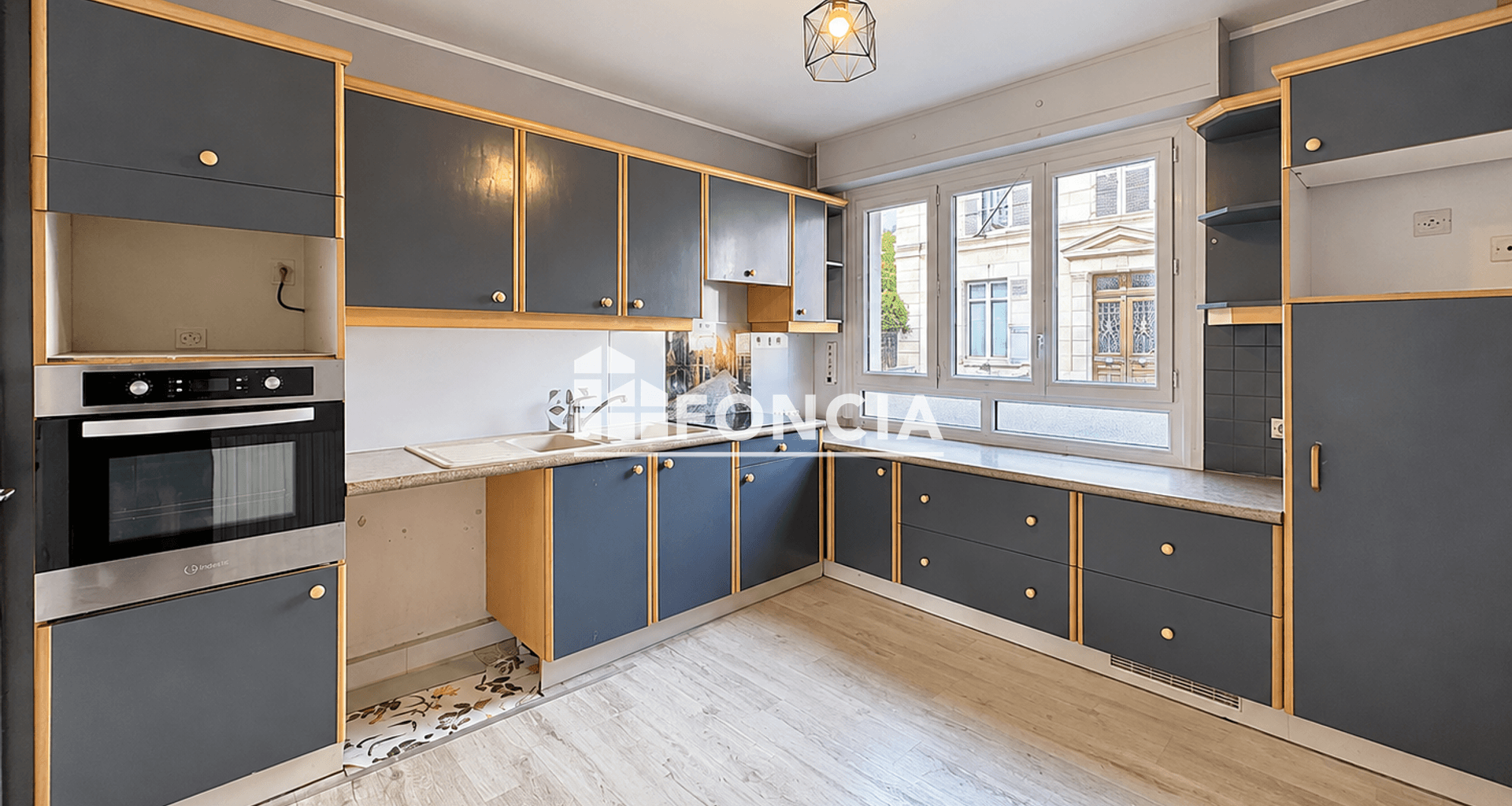 Appartement 4 pièces (87 m²) à vendre - Lisieux (14100)