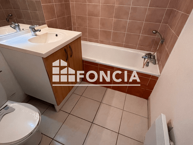 Appartement 2 pièces (37.86 m²) à louer - Fourques (30300)