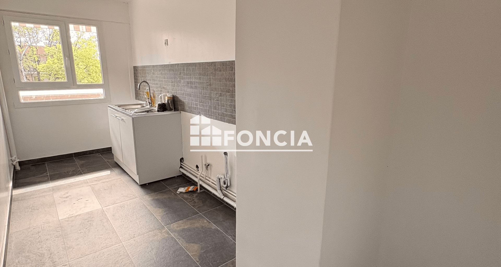 Appartement 4 pièces (78.41 m²) à louer - Evry (91000)