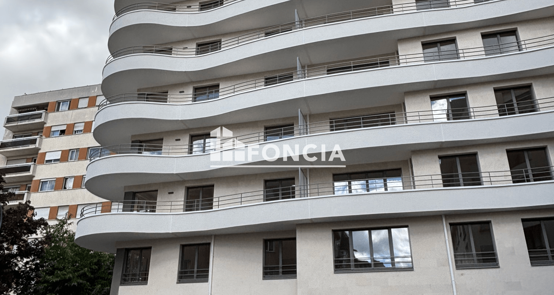 Appartement 4 pièces (89.3 m²) à louer - Clichy (92110)