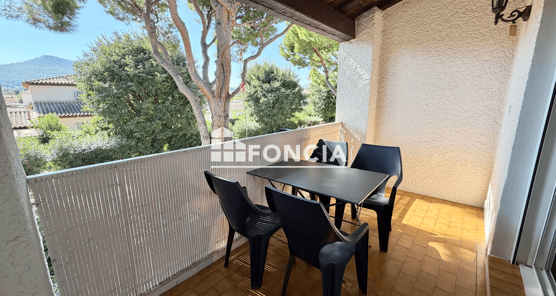 Studio (27 m²) à vendre - Saint-cyr-sur-mer (83270)