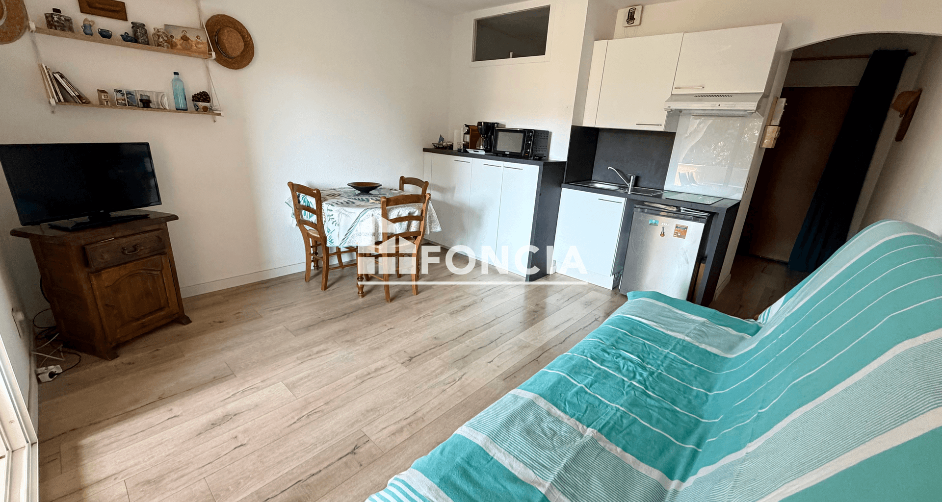 Studio (27 m²) à vendre - Saint-cyr-sur-mer (83270)