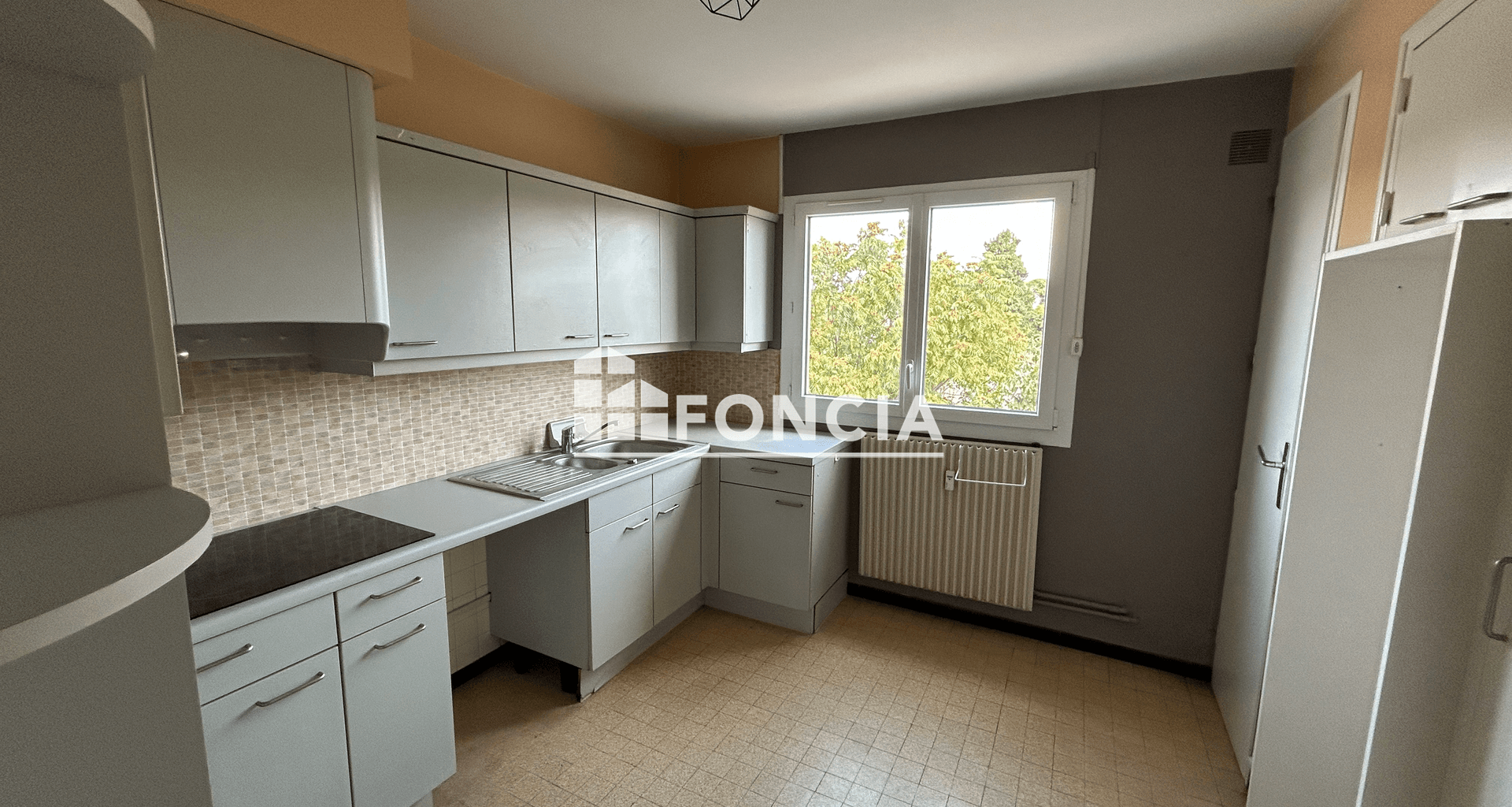 Appartement 3 pièces (87 m²) à vendre - Carpentras (84200)