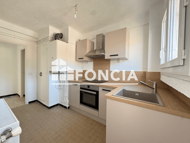 Appartement 3 pièces (49.98 m²) à louer - Toulon (83100)