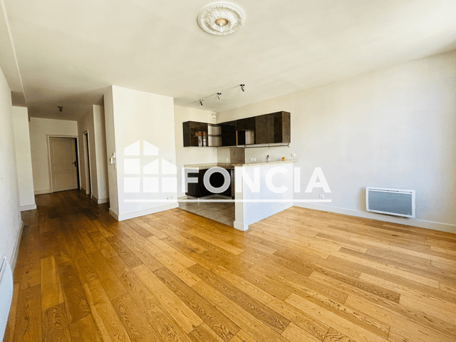 Appartement 3 pièces (73.6 m²) à louer - Toulon (83000)